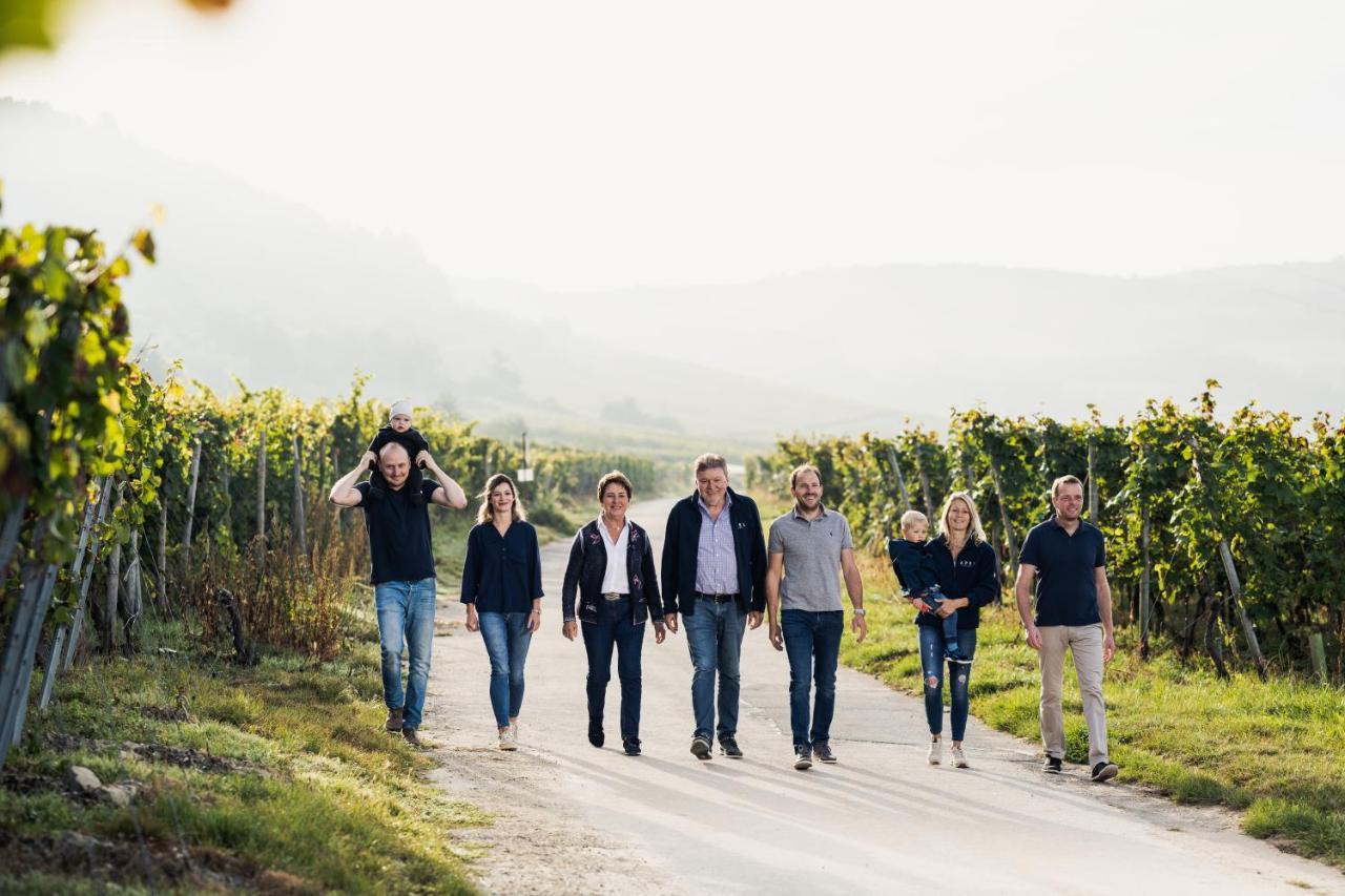 Weingut Und Gaestehaus Apel Ниттель Экстерьер фото